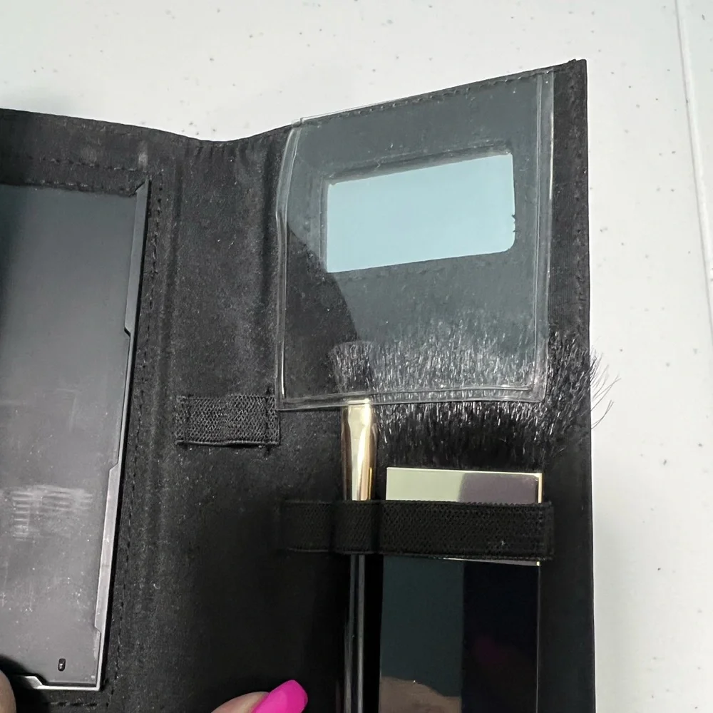 Elizabeth Arden Make Up Case